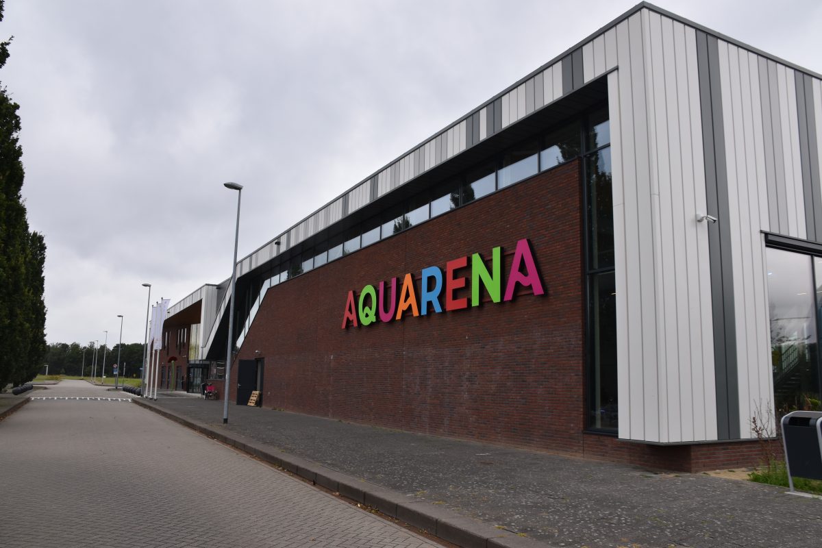 Aquarena, Zwembaden